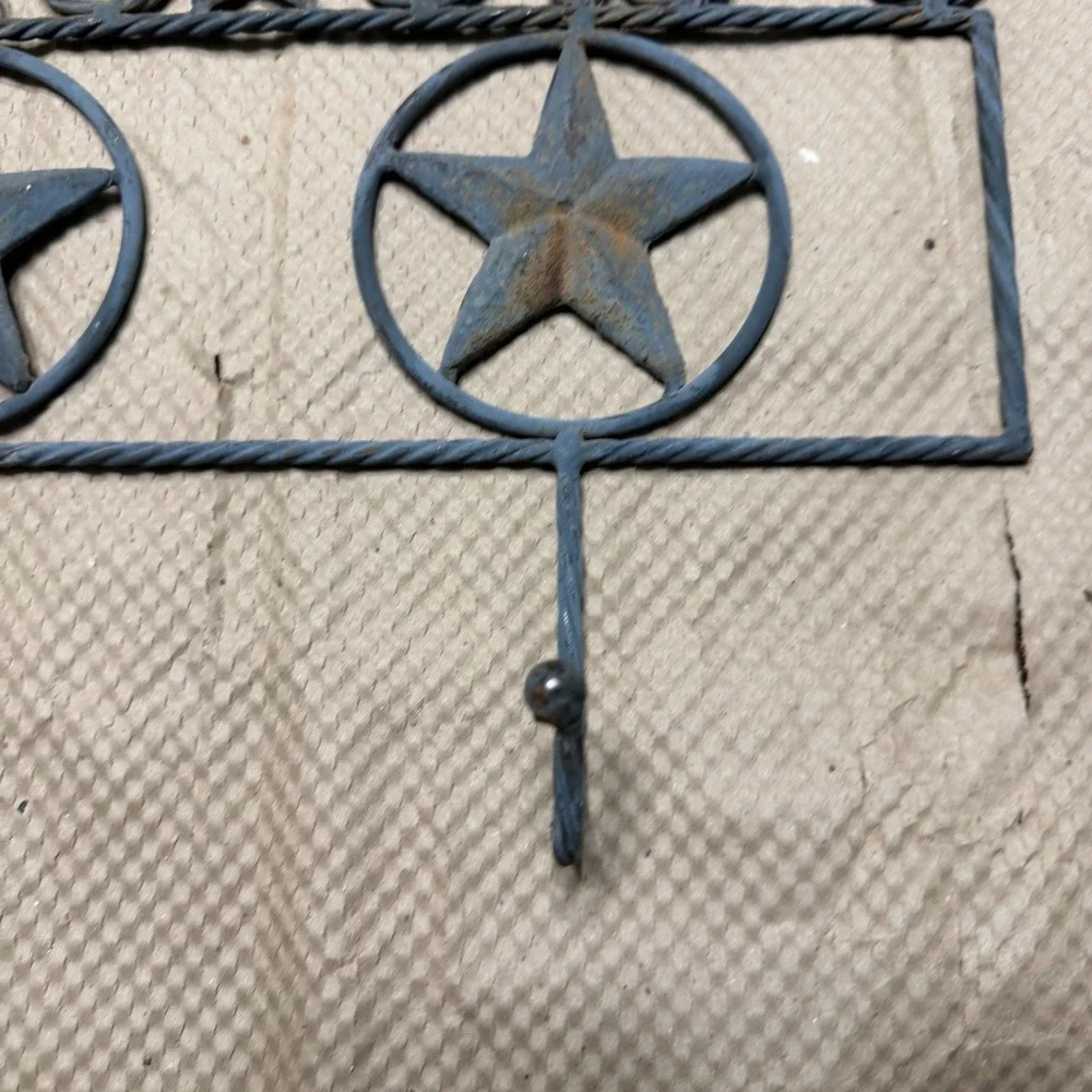 Rustic Wrought Iron Texas Star Wall Hook Rack Western Metal Coat Hat Hanger Gray